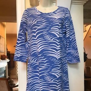 Vineyard Vines blue with white seagulls looking design dress Sz XS
